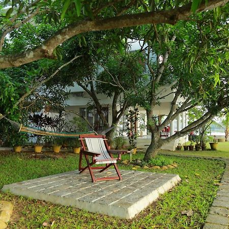 Orchid Lake View Homestay Alappuzha Extérieur photo