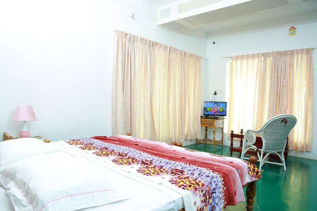 Orchid Lake View Homestay Alappuzha Extérieur photo