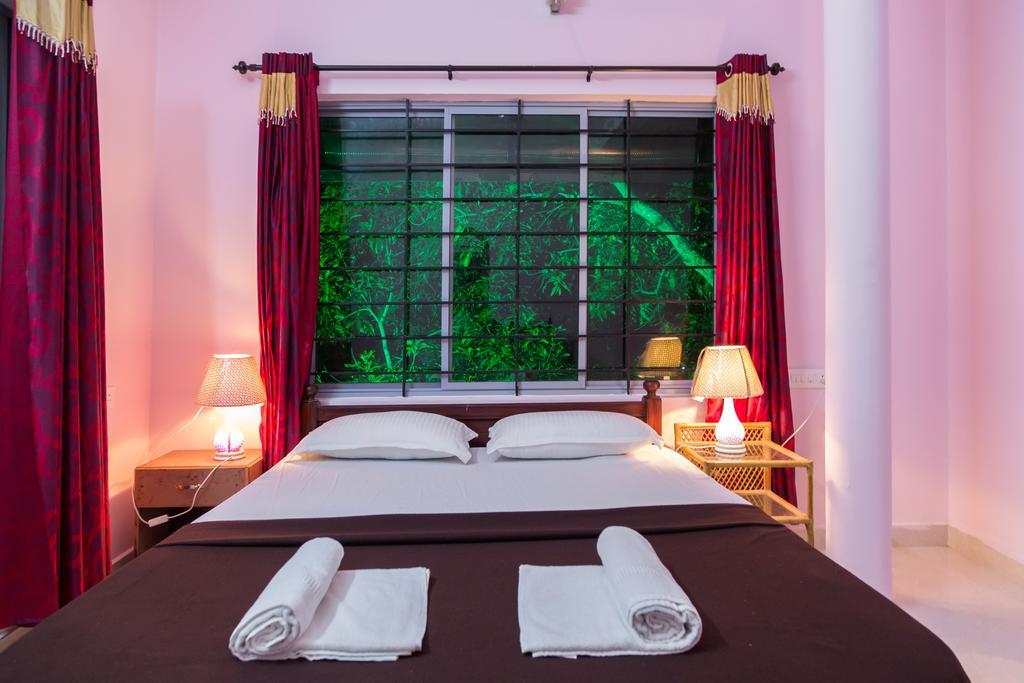 Orchid Lake View Homestay Alappuzha Extérieur photo
